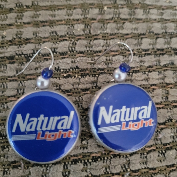 Gurley Girl's Creations Jewelry - NWT HAND MADE Natural light earrings